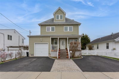 /international/us/271-arthur-street-freeport-ny-110107017706/