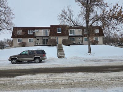/international/us/602-12-1-2-avenue-e-west-fargo-nd-110109111790/
