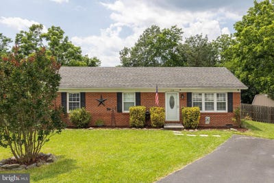 /international/us/119-summer-lake-drive-stephens-city-va-110100676900/