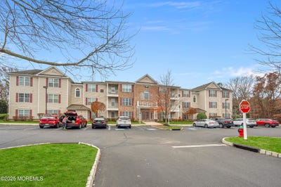 /international/us/632-sophee-lane-lakewood-nj-110103970388/