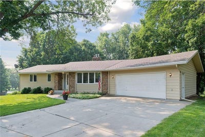 /international/us/505-highland-drive-chanhassen-mn-110101426254/
