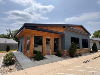 /international/us/240-e-russell-street-ironton-mo-110099933374/