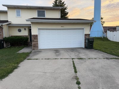 /international/us/804-s-okaw-mahomet-il-110108906842/