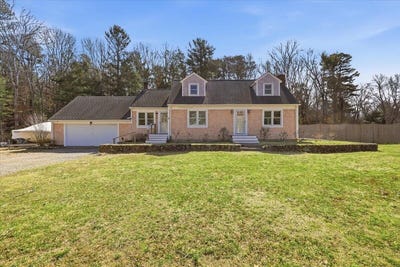 /international/us/23-clubhouse-drive-pocasset-ma-110106699977/