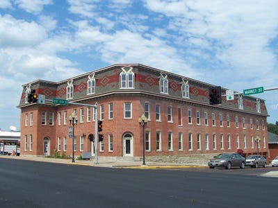 /international/us/500-market-st-fulton-mo-110105764963/