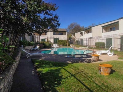 /international/us/6718-silvermine-dr-austin-tx-110105877071/
