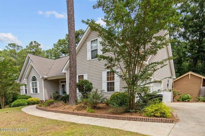 /international/us/255-west-hedgelawn-way-southern-pines-nc-110108295190/