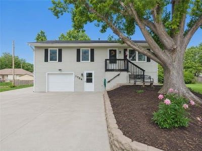 /international/us/1704-beverly-circle-harrisonville-mo-110108877410/