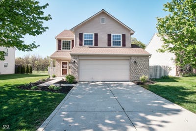 /international/us/10856-trailwood-drive-fishers-in-110107880928/
