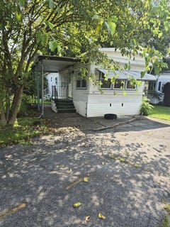 /international/us/326-peachwood-drive-altoona-pa-110101245638/?lang=en