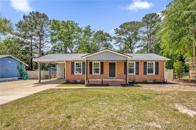 /international/us/3220-periwinkle-drive-fayetteville-nc-110108480563/