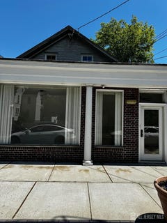 /international/us/216-main-street-metuchen-nj-110107988206/