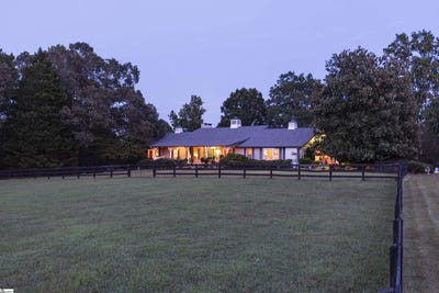 /international/us/315-317-319-gibson-road-landrum-sc-110100781228/