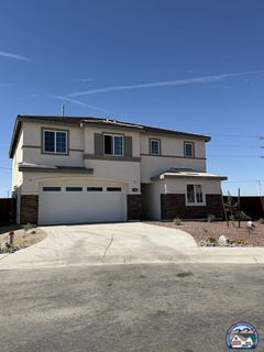 /international/us/184-melissa-st-imperial-ca-110108936148/