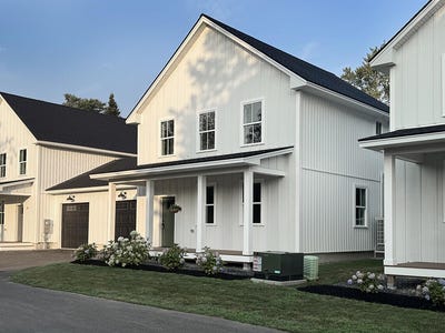 /international/us/33-magnolia-lane-gardiner-me-110094038680/?lang=zh-cn