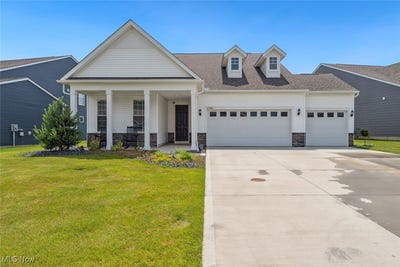 /international/us/23761-st-andrews-drive-columbia-station-oh-110100799574/