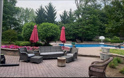 /international/us/1476-w-front-street-lincroft-nj-110099071982/