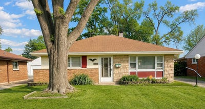 /international/us/15527-rose-drive-south-holland-il-110108470050/