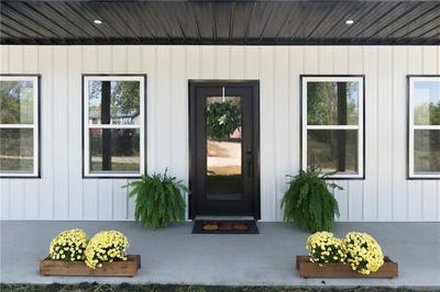 /international/us/1845-lafayette-drive-odessa-mo-110120420427/