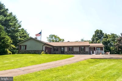 /international/us/79-john-drive-kirkwood-pa-110100729981/