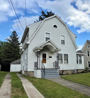 /international/us/704-n-elmer-ave-sayre-pa-110108935279/