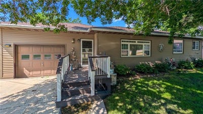 /international/us/350-thurman-street-wells-mn-110108615619/