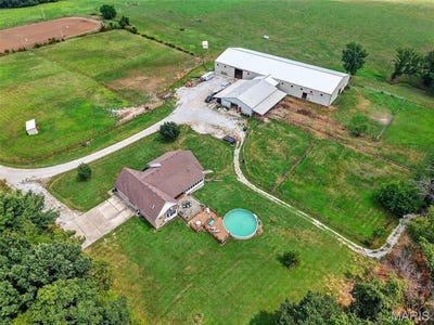/international/us/16400-pleasant-hill-road-wright-city-mo-110101525540/