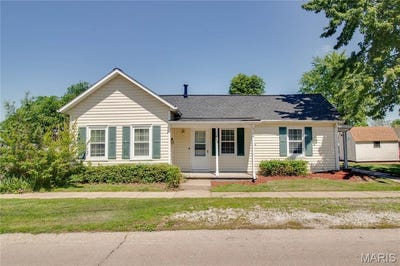 /international/us/109-w-mulberry-street-jerseyville-il-110107762808/
