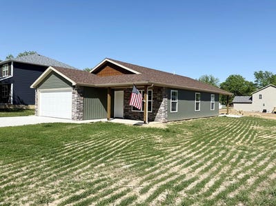 /international/us/1803-s-elm-street-el-dorado-springs-mo-110107932040/