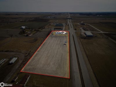/international/us/2048-west-street-s-grinnell-ia-110097879576/