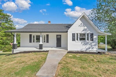 /international/us/2138-bailey-ave-salem-va-110107541264/