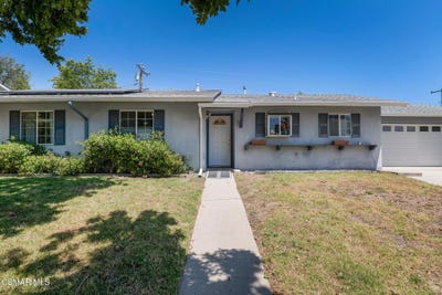 /international/us/1102-ayers-avenue-ojai-ca-110108294940/