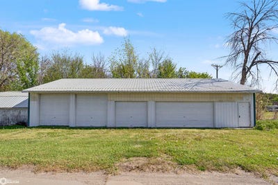 /international/us/101-front-street-gladbrook-ia-110108141035/
