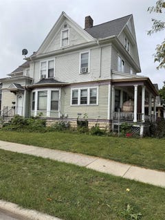 /international/us/140-4th-street-fond-du-lac-wi-110106619984/