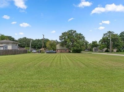 /international/us/ave-i-matthews-bay-city-tx-110100891501/
