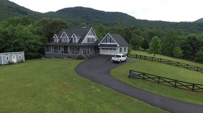 /international/us/715-gage-drive-hiawassee-ga-110098405452/