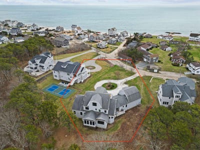 /international/us/10-uncle-stephens-road-west-dennis-ma-110107257889/