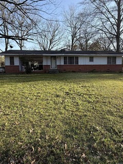 /international/us/301-w-college-st-monticello-ar-110098392286/