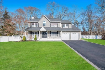 /international/us/29-harwood-way-coram-ny-110107534944/
