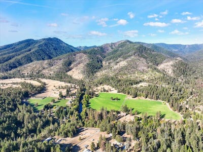 /international/us/11501-upper-applegate-road-jacksonville-or-110095115315/