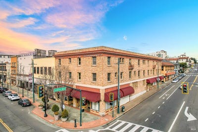 /international/us/1715-sonoma-boulevard-vallejo-ca-110105272783/