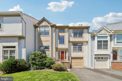 /international/us/6520-palisades-drive-centreville-va-110108580180/