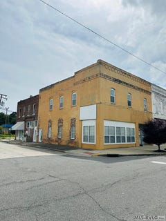 /international/us/101-w-main-st-ahoskie-nc-110097264846/