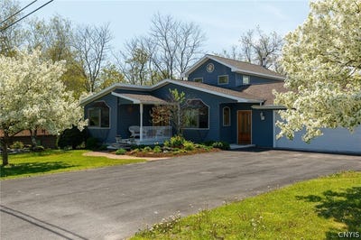 /international/us/209-washington-street-brownville-ny-110108192659/