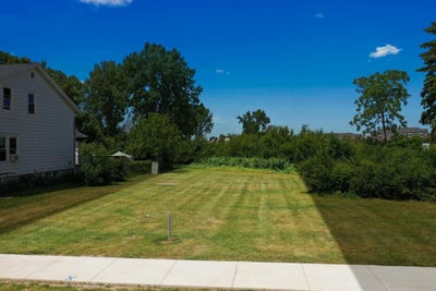 /international/us/406-w-5th-avenue-oshkosh-wi-110108659189/