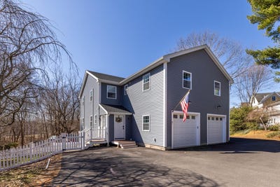 /international/us/72-woodbury-avenue-portsmouth-nh-110107997648/