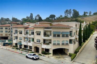 /international/us/901-deep-valley-drive-rolling-hills-estates-ca-110101025935/