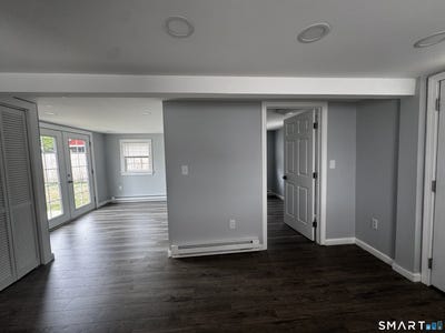 /international/us/68-black-point-road-east-lyme-ct-110109122273/