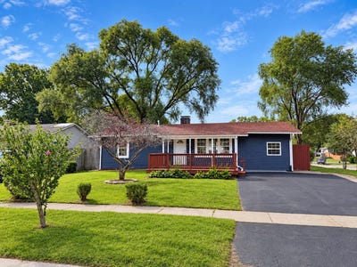 /international/us/2933-w-38th-place-hobart-in-110110147213/