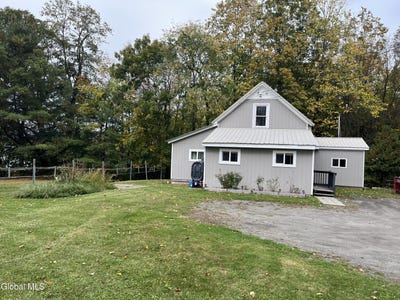 /international/us/55-defiance-street-ticonderoga-ny-110120156421/